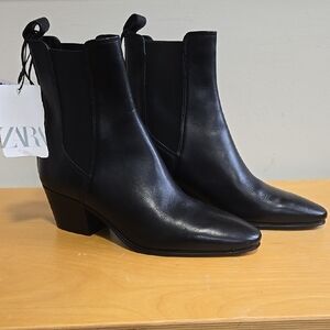 Zara Women's Black Ankle Boots